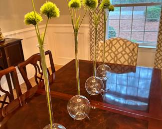 3 glass vases