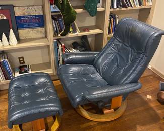 Premium deluxe office chair and ottoman.