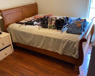 This family loved sleigh beds.
