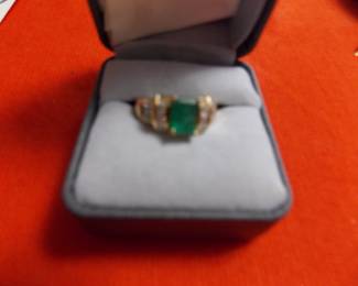 14K Ring with Emerald stone and Diamonds