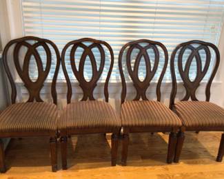 4pc. Lot of chairs
