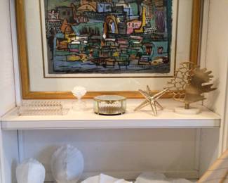 Signed artwork / decorative items