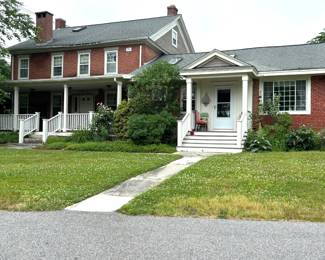 Estate Sale Hayden Rowe