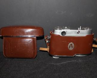 Vintage Argus camera with leather case