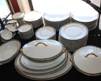 large set Warwick china