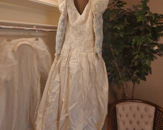 Wedding dress