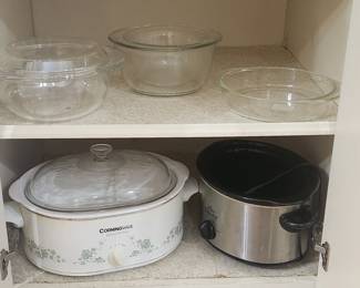 Crock pots, bowls