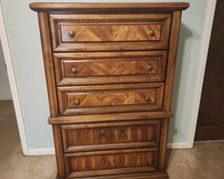 5 drawer chest