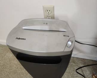 Fellowes W11C shredder