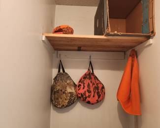 Garage -  hunting items