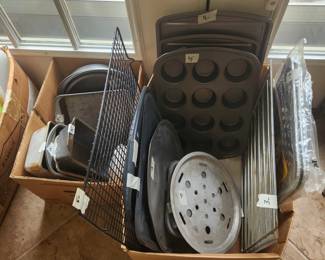 Baking pans 