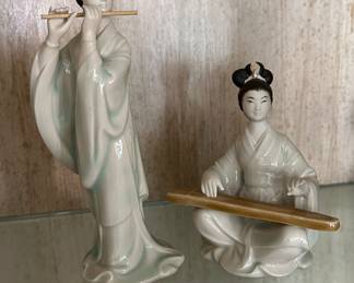 Japanese Geisha Figurines