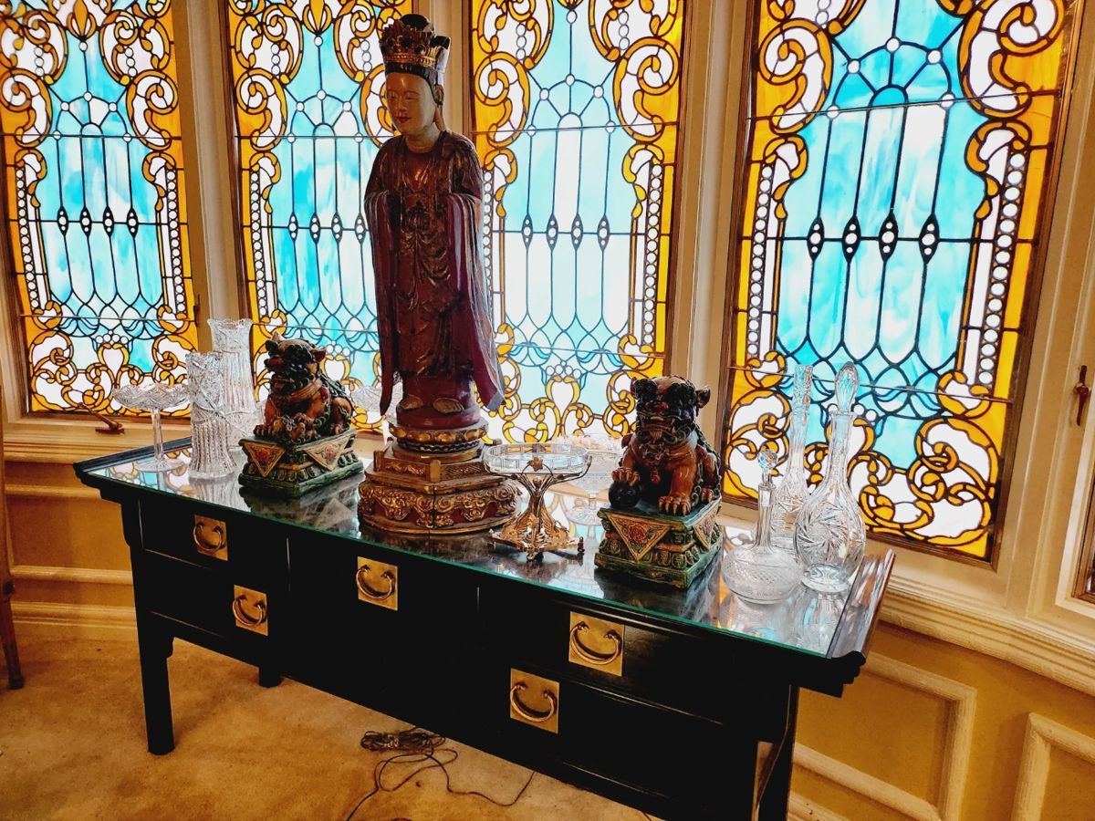 Spectacular Estate Sale in huge house! starts on 10/19/2024