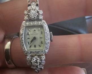 Lots of diamonds and works great 👍 