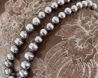 Mexican Beaded sterling round 