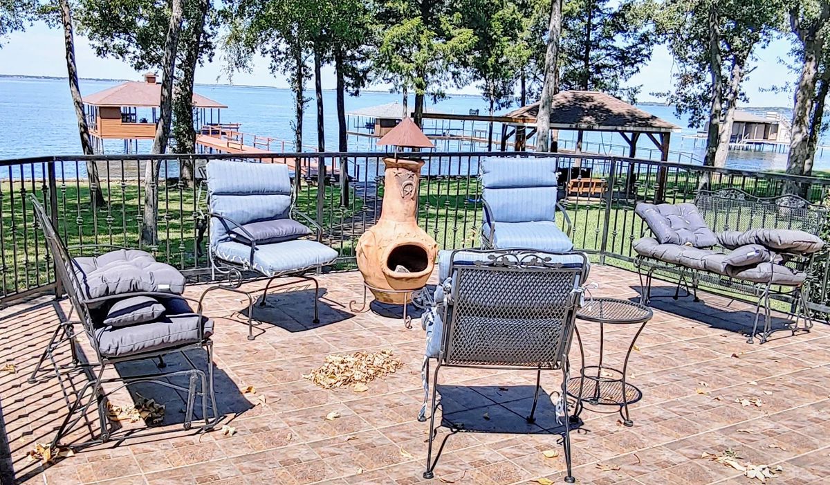 Lakeside Estate Sale Richland Chambers Lake starts on 10/12/2024