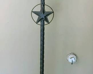 Texas Floor Lamp