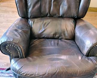 Leather Recliner 