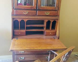 Matching Desk, desk chair