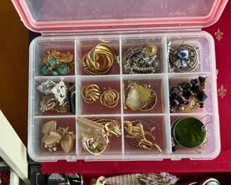 costume jewelry earrings