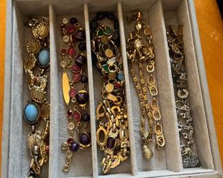 chain link bracelets 