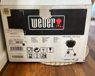 WEBER Original Kettle Charcoal Grill 