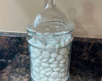 clear glass apothecary jar with lid 