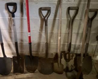 outdoor landscaping shovels 