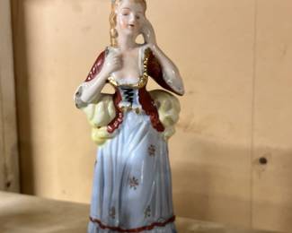 Porcelain Lady Figurine - Japan 