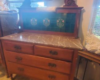 ANTIQUE WASH STAND WITH MIRROR AND MARBLE TOP