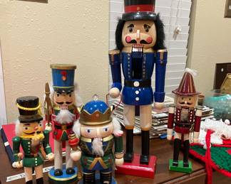 Table top Nutcrackers