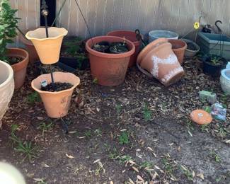 Garden pots
