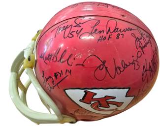 Len Dawson and Chiefs player signed helmet