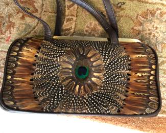 Peacock feather purswe