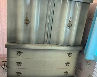 416 Bassett 7Drawer Highboymin