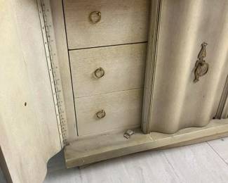 416 Bassett 6Drawer Lowboy Detailmin