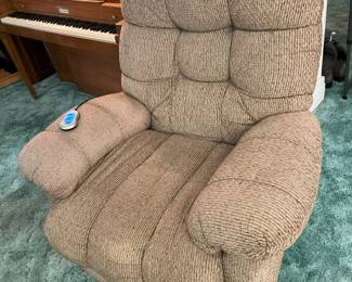 416 Best Power Lift Reclinermin