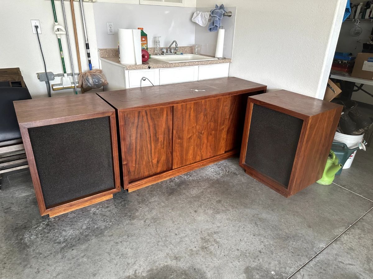 Fall Estate Sale Vintage items and more! starts on 10/3/2024