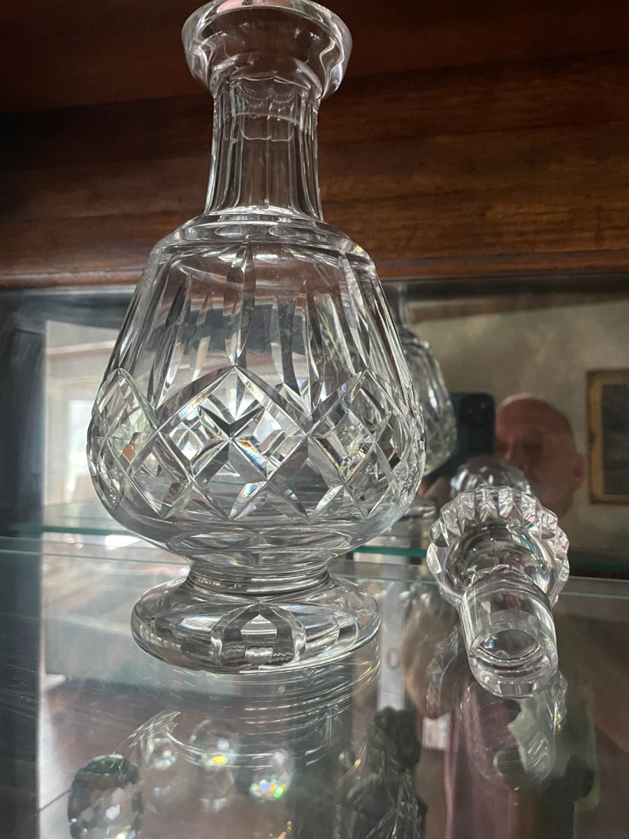 Estate Sale with Antiques and Mid Century... starts on 10/4/2024
