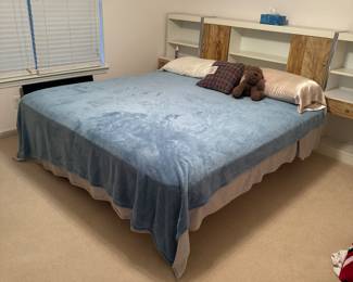 MCM bedroom suite.  Very nice