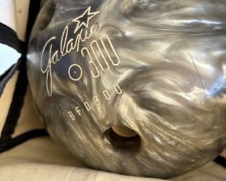 Galaxie 300 bowling ball