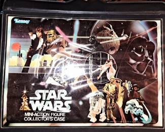 Much collectible toys!! " Star Wars"