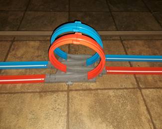 Hot Wheels Double Loop Dash drag track
