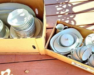 Much china. Noritake china set