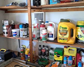 Much garage miscellaneous items