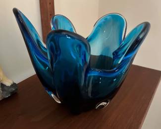 Iwatsu Glass Hankerchief Bowl ; Japan