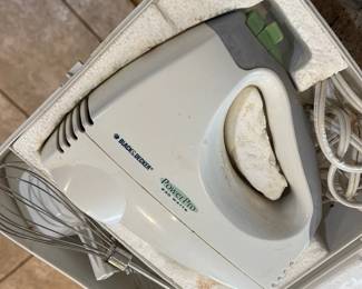 Black and Decker Hand Mixer