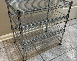 Metal storage rack