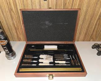 Gun cleaning kit