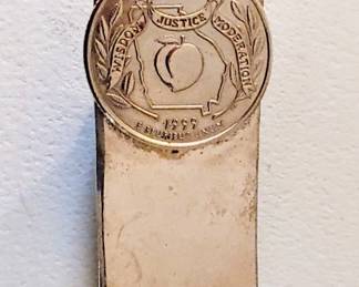 Sterling silver money clip with 1999 Georgia Peach quarter